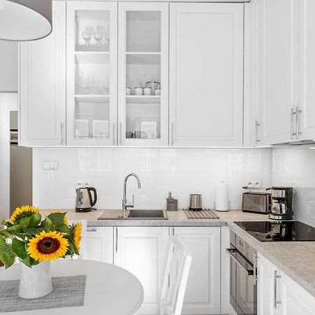 Cute Apartment In The Historic Old Town Of Варшава Екстер'єр фото