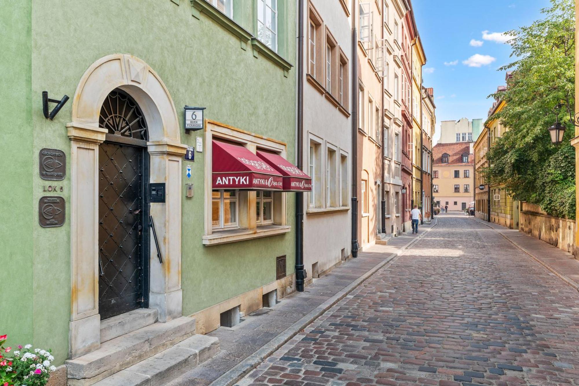 Cute Apartment In The Historic Old Town Of Варшава Екстер'єр фото